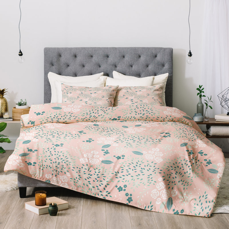 Modern & Contemporary Polyester Floral Comforter, Twin Comforter + 1 Standard Pillowcase