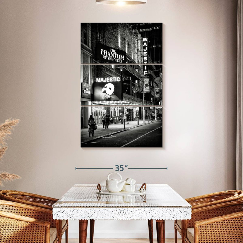 Lilie Majestic, 50" H x 32" W