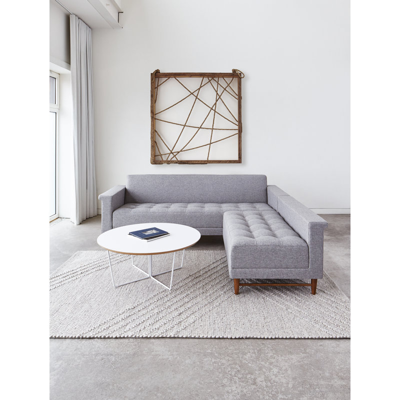 Avro Wool Area Rug in Lilac, Rectangle 5' x 8'