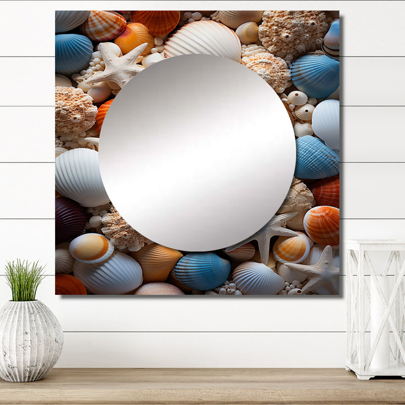 Décoration de plage Beach Seashell Symphony VI - Miroir carré animaux pour chambre à coucher, 29 po x 29 po