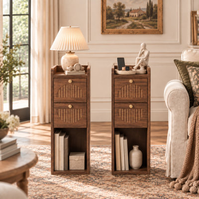 Ensemble de tables d'appoint de rangement étroites Pomona Rundell 26 po H en bois massif et composite