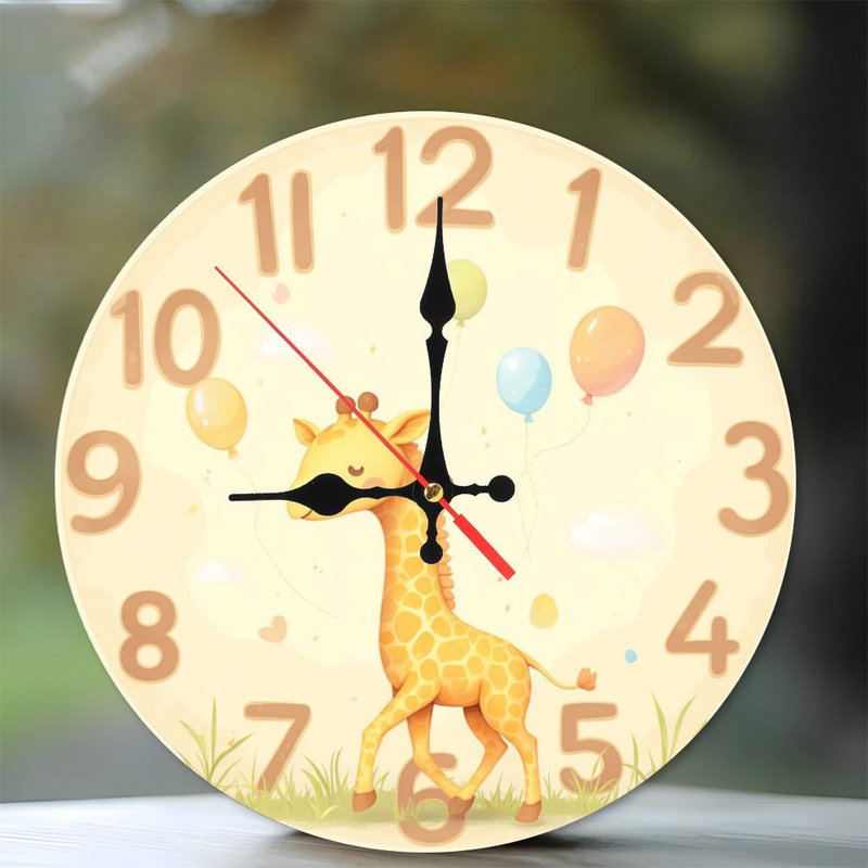 Jolie horloge girafe, dessin de ballons