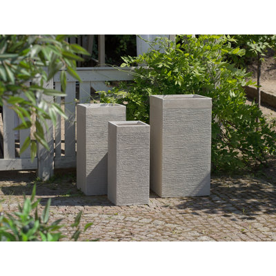 Adlai Pot Planter