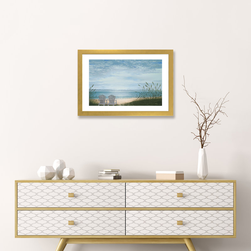 «Beach Chairs» par Bruce Nawrocke - reproduction d'art, H 24 po x l 32 po x P 1 po, Papier encadré doré
