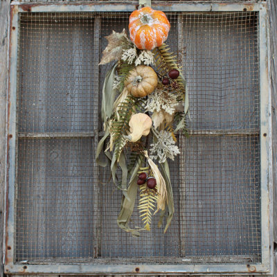 Ornement citrouille en feuilles de maïs
