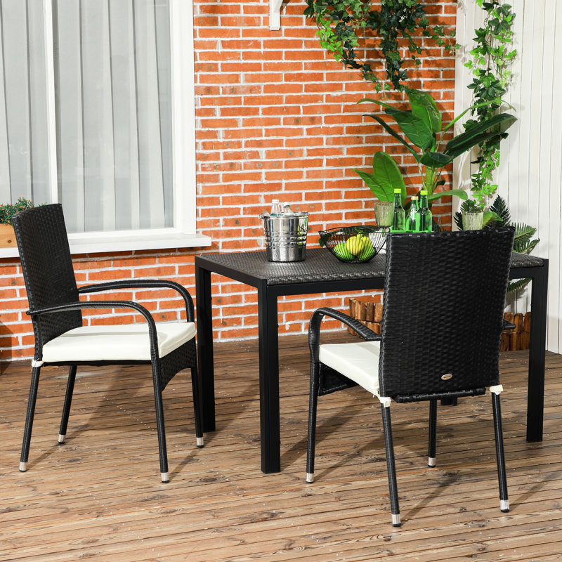 2 chaises de patio avec coussins, empilables. Blanc crème et pour l'extérieur, terrasse. - Coussins 2 coussins d'extérieur en PE empilables. Accoudoirs de patio, design blanc. L 22 po x P 23,5 po x H 37,5 po. 264 lb