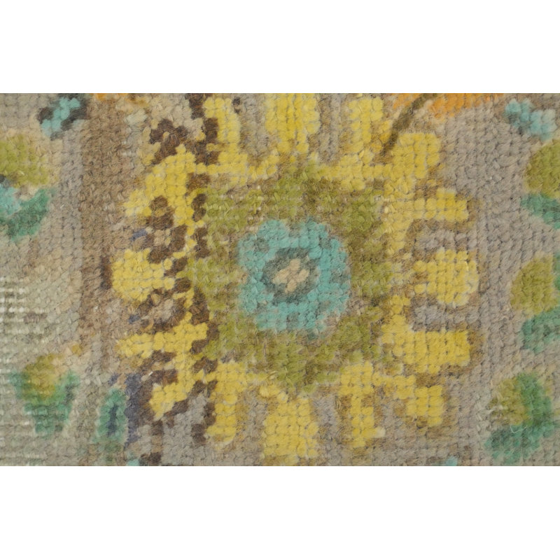 Tapis traditionnel en laine à motif floral 7 x 9