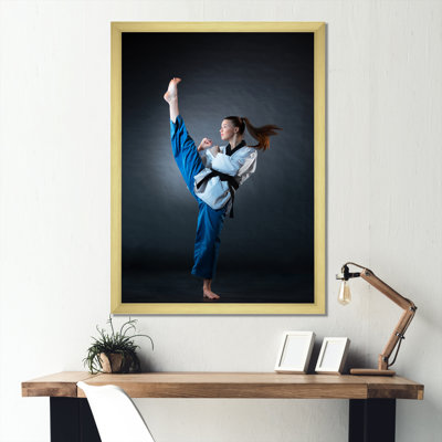 " Karate Kick Black Belt "