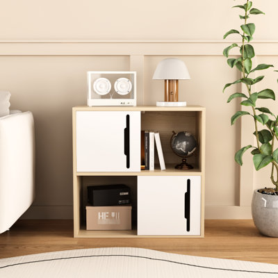 Armoire de rangement verticale moderne avec portes coulissantes, 2 niveaux d'organisation ouverte et fermée, esthétique en bois naturel blanc pour le salon
