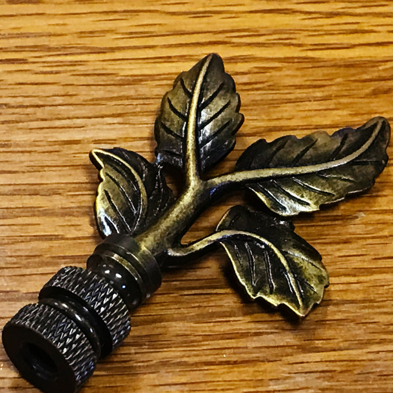 Faîteau de lampe de feuilles élégant, Laiton antique