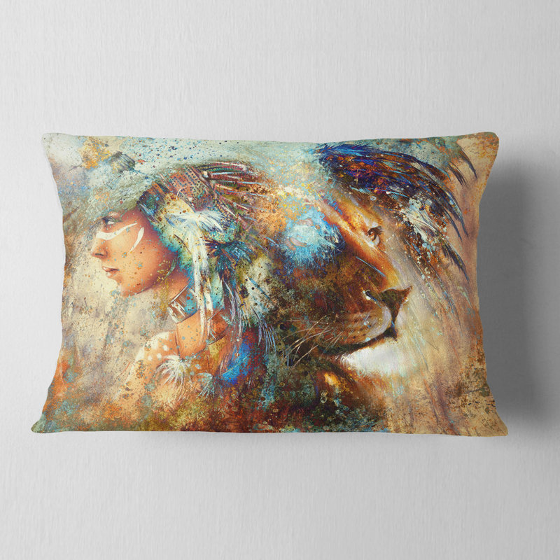 Collage d'une femme indienne avec coussin lion, Rectangulaire, 12 po x 20 po