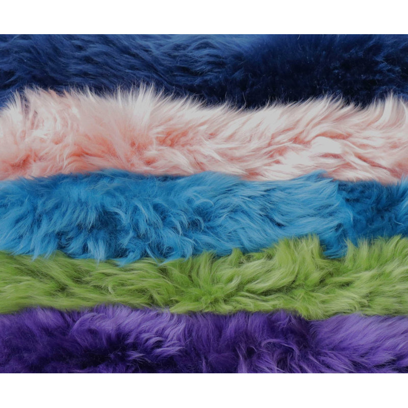 Tapis prune en peau de mouton Haghni, Nouveauté 2 pi x 3 pi