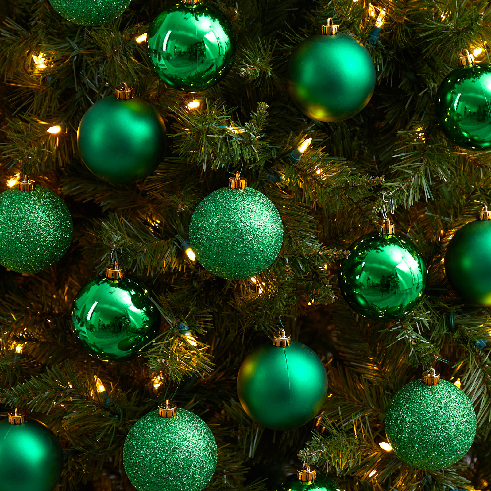 3" Shatterproof Bauble, Green