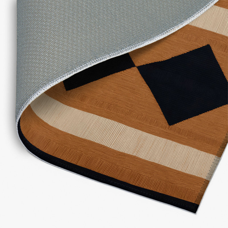 Checkered Brown Indoor and Outdoor Area Rug, Rectangle 8' x 10'