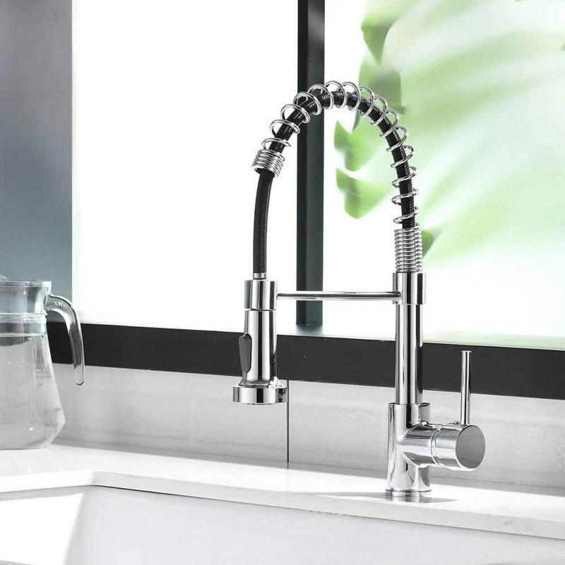 Robinet de cuisine chromé avec douchette rétractable à poignée simple et robinet de cuisine à un trou pour évier extérieur