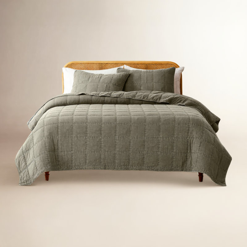 Logan Stone Washed Cotton Quilt 3Pc Set, Queen Quilt + 2 Standard Shams, Gray
