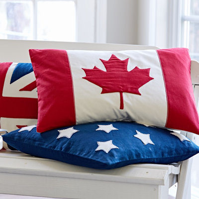 Canadian Maple Leaf Lumbar Pillow Cover