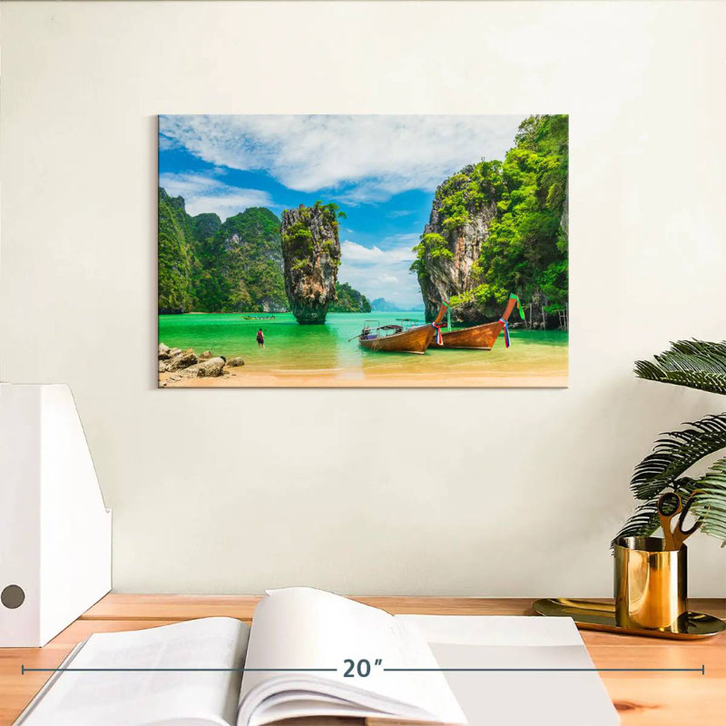 Gillard James Bond Island, H 8 po x l 12 po