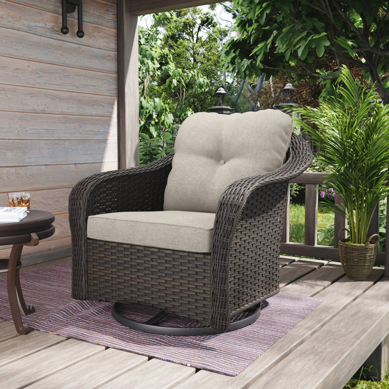 Chaise berçante d'extérieur en osier Wilguy, Beige