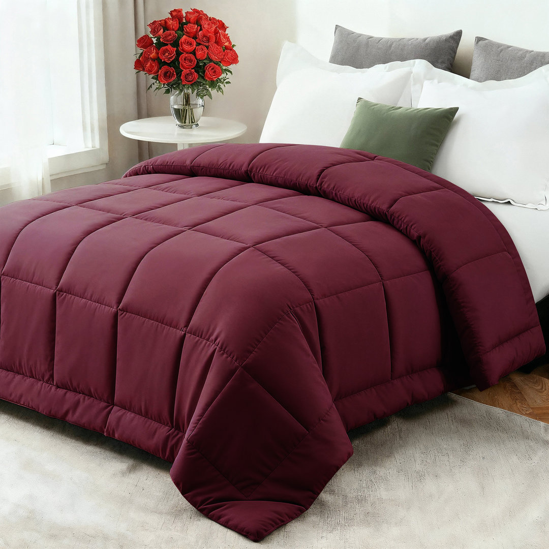 Premium Quality Goose Down Alternative Comforter - Warm & Lightweight CGK Linens