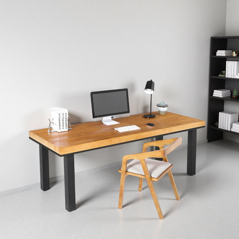 Bureau rectangulaire en bois massif épaissi, H 29,53 po x l 70,87 po x P 31,5 po