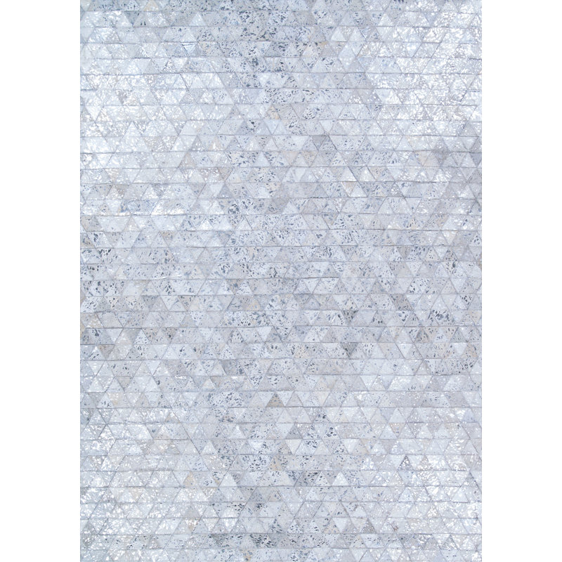 Easthampton Silver Grey Geometric Handmade Cowhide Rug, Rectangle 3'4" x 5'4"