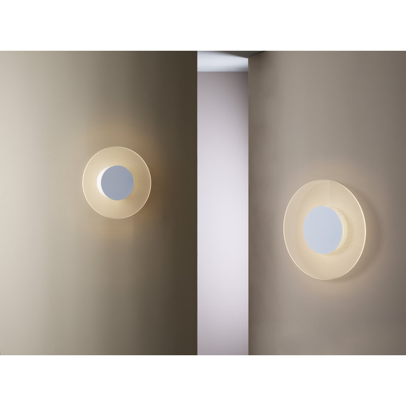 Halftone, 15.75" H x 15.75" W x 3.83" D, 161 Lumens