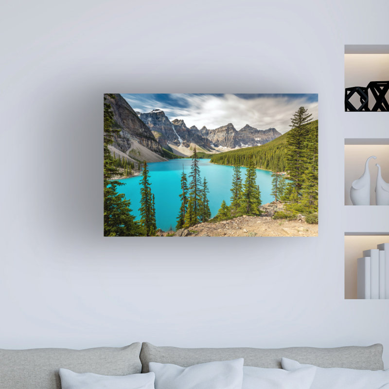 Reproduction de photo sur toile tendue « Moraine Lake Canada » par Pierre Leclerc