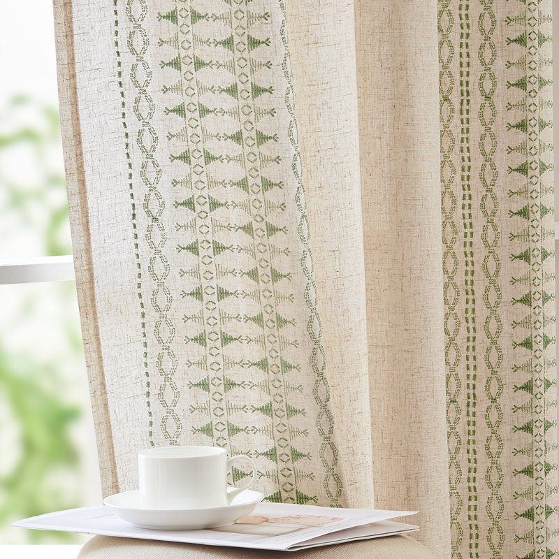 Paire de rideaux semi-transparents en lin Kidist, L 50 po x L 63 po, Sauge / beige