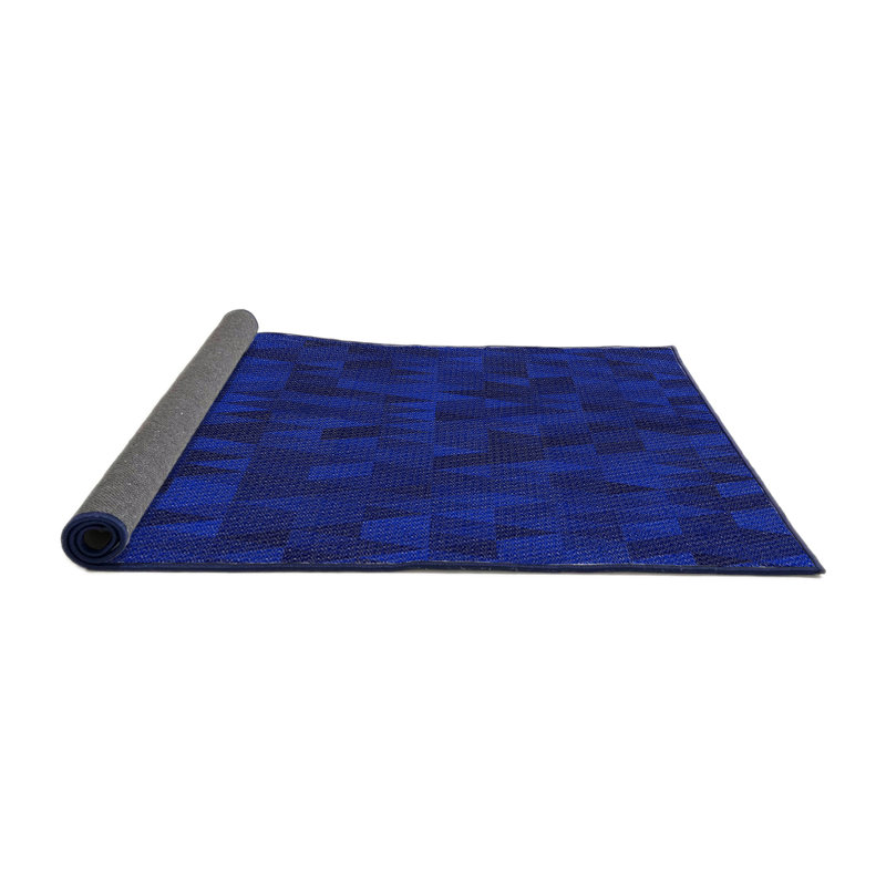 Geometric Indoor Rug, Round 7'