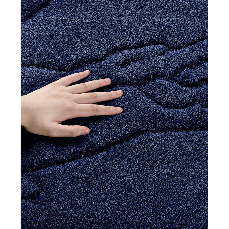 Tapis pour salle de bain 20 po x 32 po Lacost Heritage, Bleu très foncé