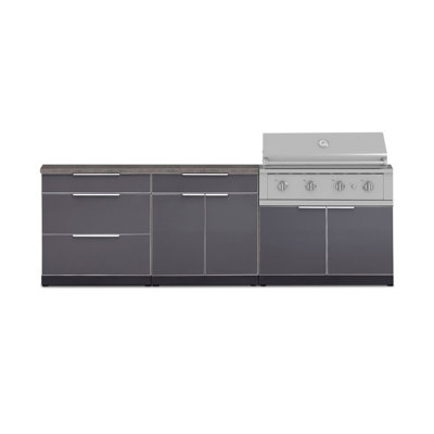 Ensemble de cuisine extérieure en aluminium gris ardoise, composé de 5 éléments : armoire à 3 tiroirs, bar, armoire pour barbecue, barbecue haute performance au propane de 102 cm et comptoir en pierre reconstituée grise de 163 cm.