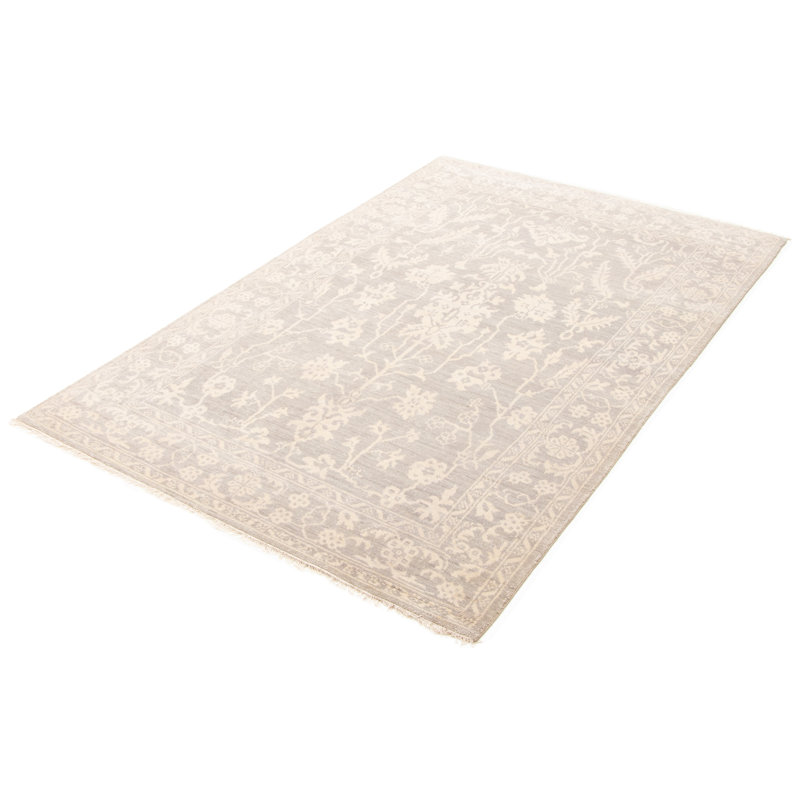 Tapis gris mystique 5 pi 11 po x 9 pi 1 po