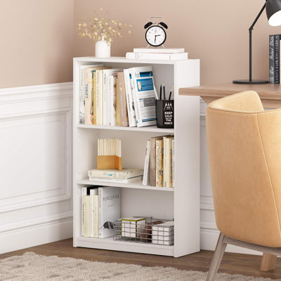 Bookcase With Adjustable Shelves