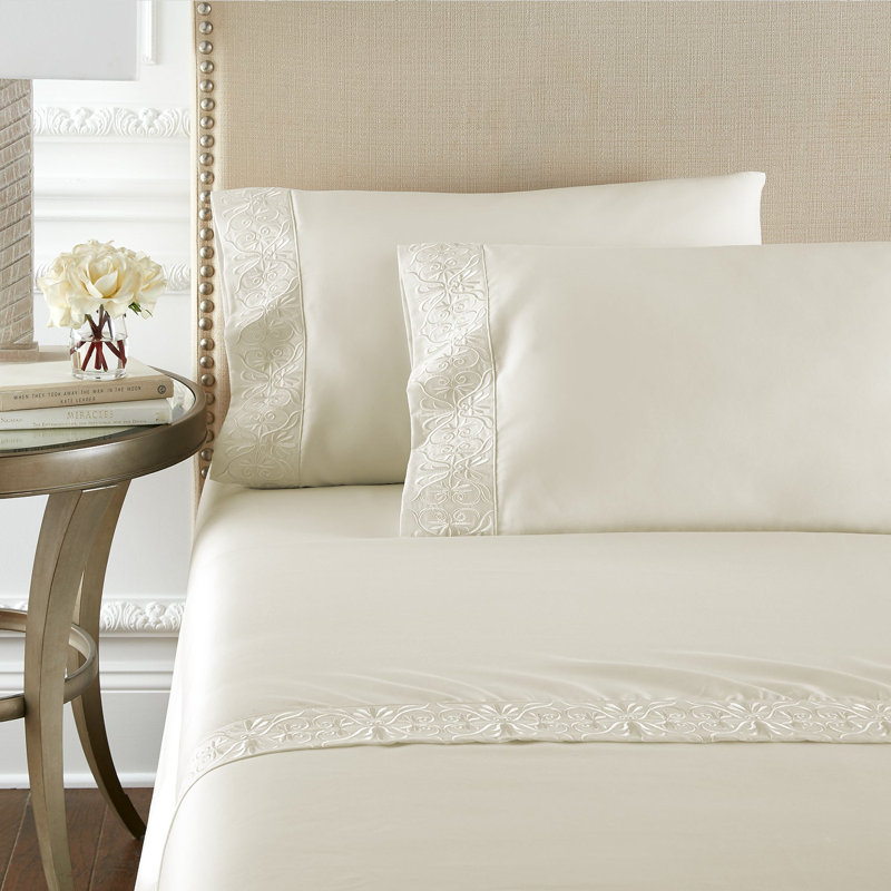 Ariane Sheet Set, King Sheet Set + 2 Pillowcases, Ivory