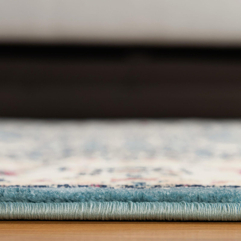 Tapis bleu floral Jackson, Rectangle 3 pi 1 po x 5 pi 3 po