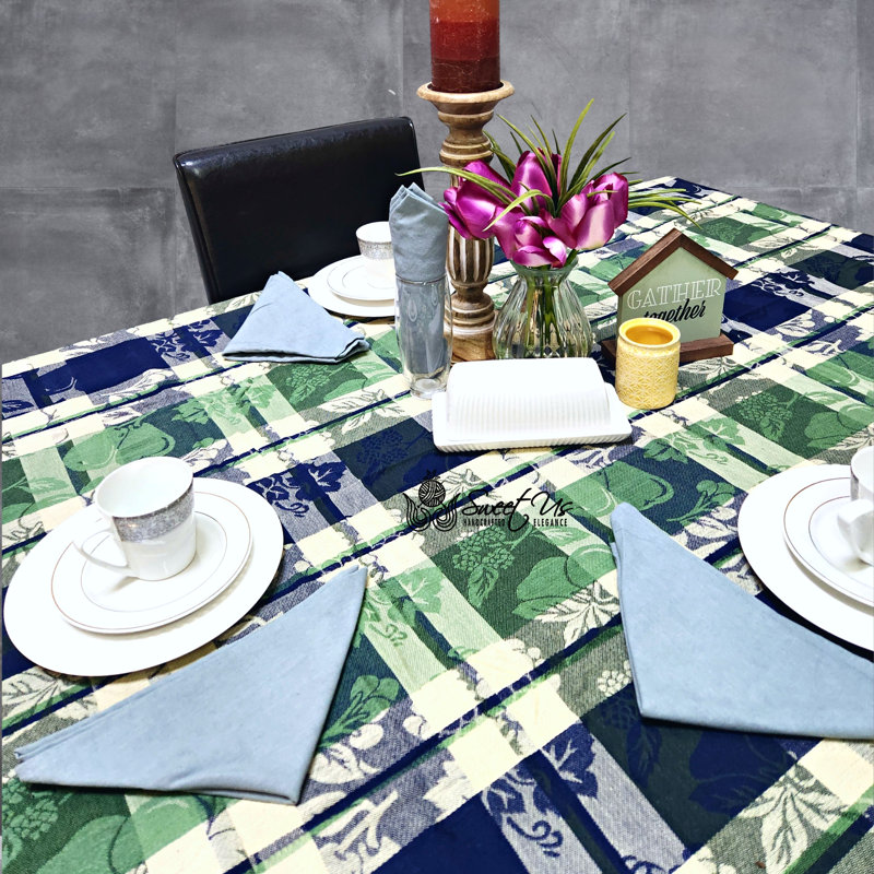 Jacquard Grapevine Tablecloth Set of Four Napkins, 18" x 18", Square