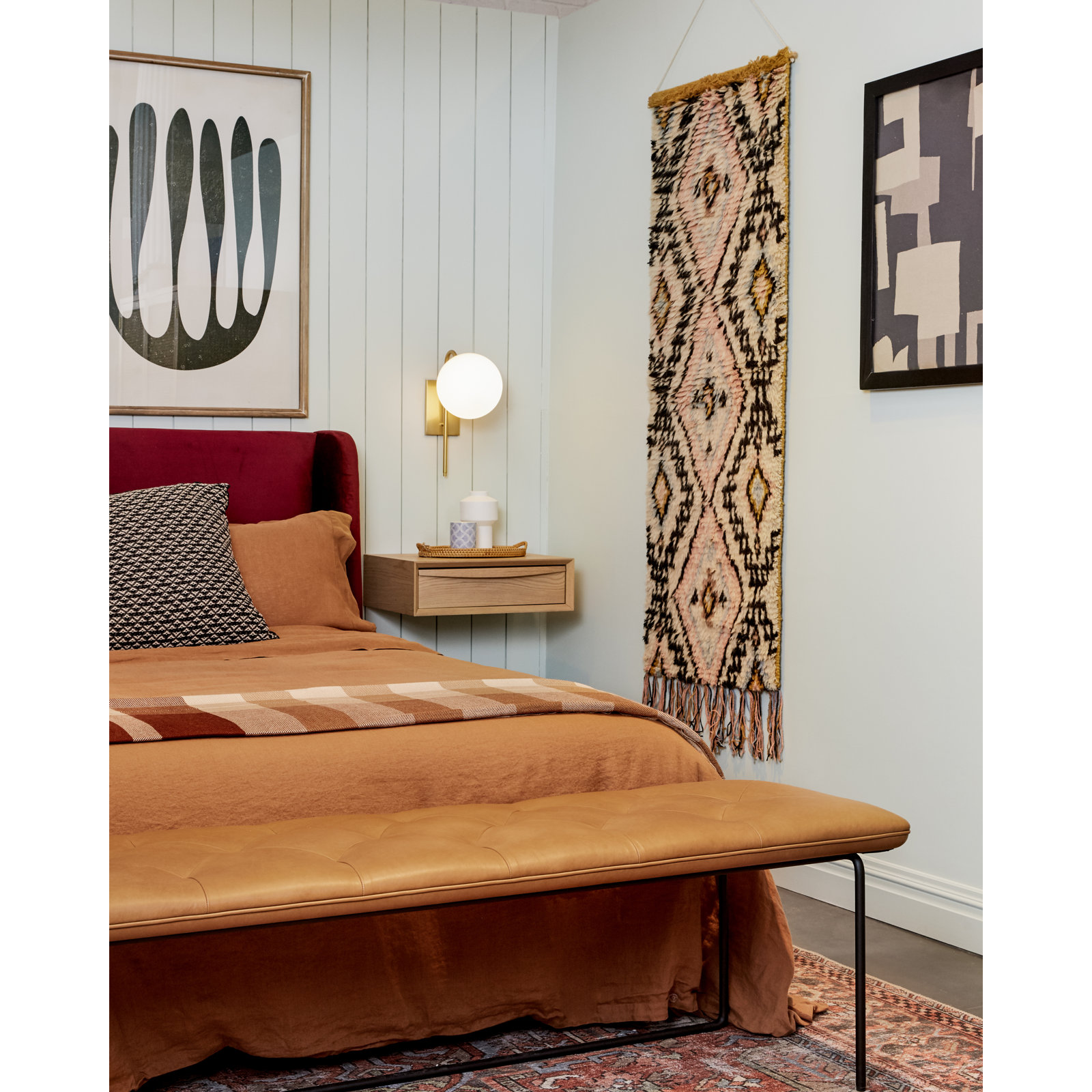 Ingrid Single Light Wallchiere, Aged Brass