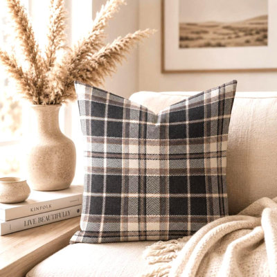 Housse de coussin à carreaux noir, brun et beige