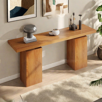 Console minimaliste de style nordique