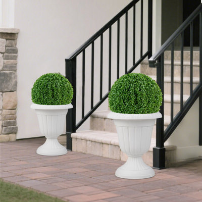 Plastic Indoor / Outdoor Planter Box