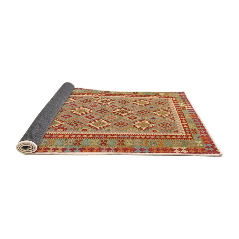 Thuan Oriental Indoor Rug, Round 6'0" x 6'0"