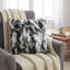 Coussin imprimé animal en fausse fourrure zèbre-1971292978