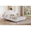 Lit simple et moelleux avec lit moelleux et lit confortable-893937951