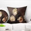 Wild Roses in Old Style - Coussin imprimé floral-29827946-29854384