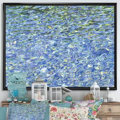 «Sunny Water with Transparent Waves Reflecting Gentle Sunshine II», reproduction sur toile