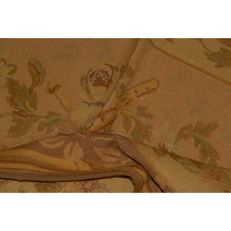 Hand Knotted Wool Oriental Area Rug