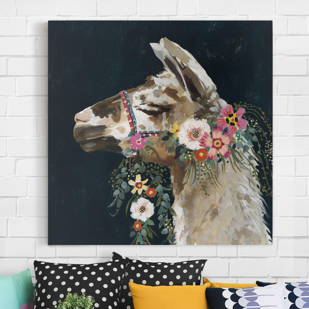 Leinwandbild Lama mit Blumenschmuck II