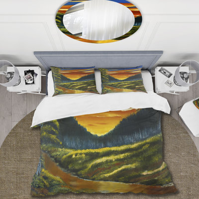 Coucher de soleil chaud au-dessus du lotus Lotus - Ensemble de housse de couette traditionnel - Microfibre de polyester