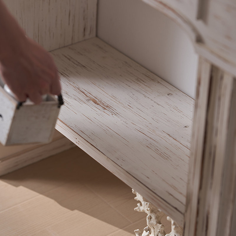 Foyer autoportant en bois massif beige